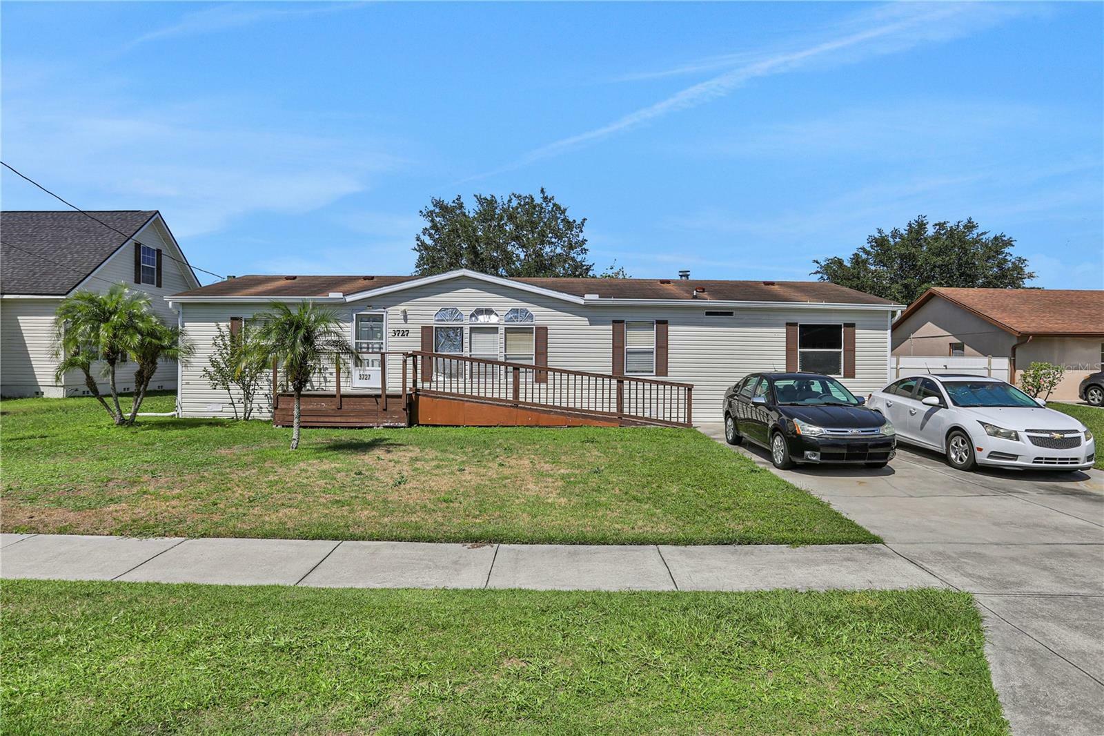 Property Photo: 3727 Dawn Avenue FL 34744