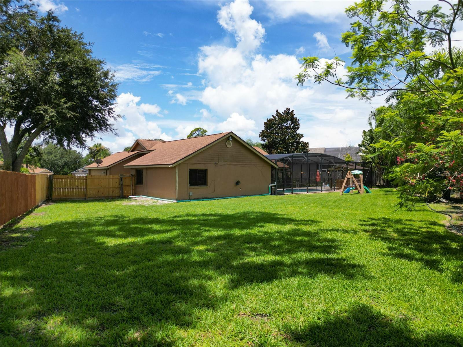 Property Photo:  474 Elmwood Circle  FL 32746 