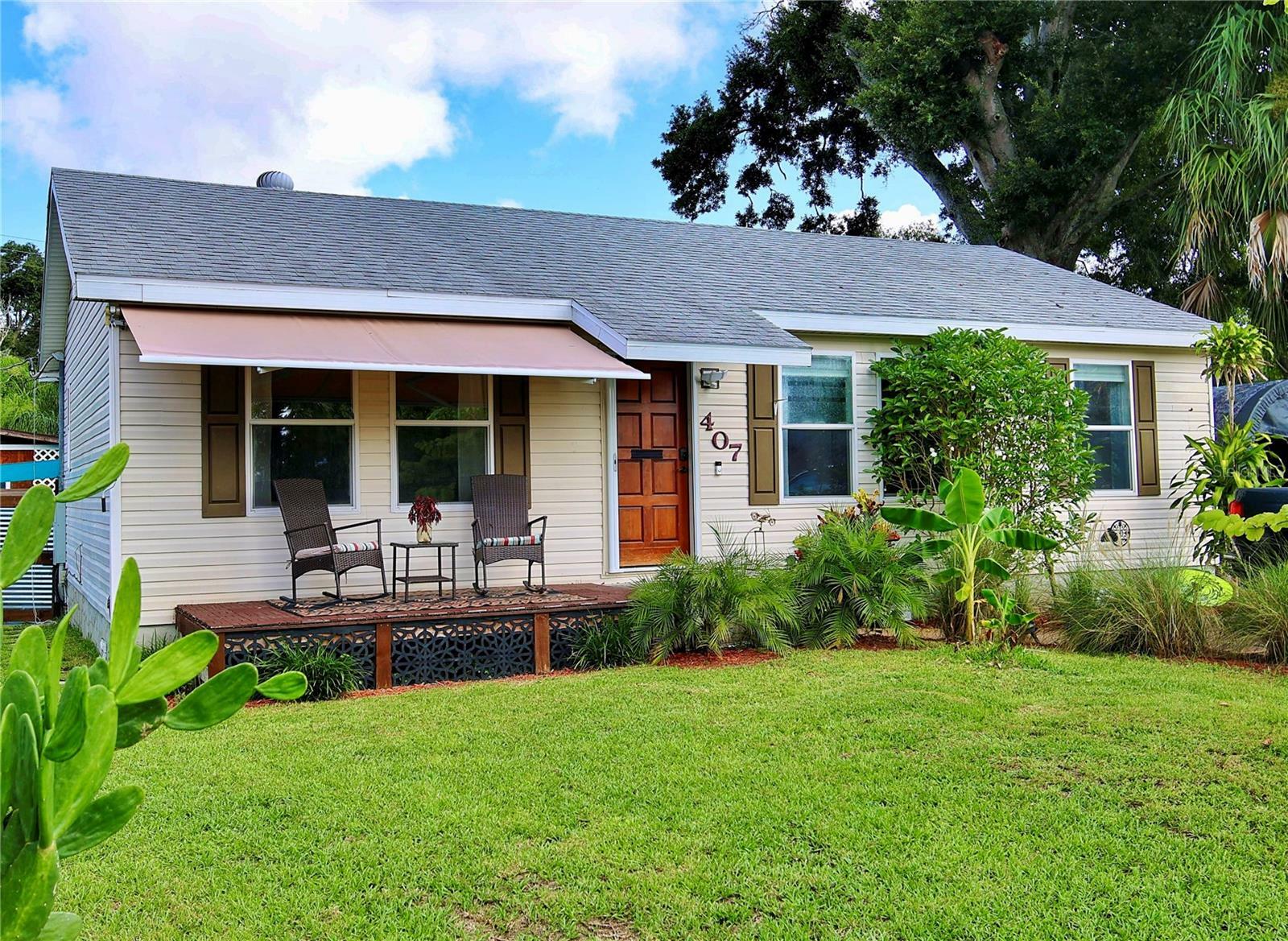 Property Photo:  407 Ann Street  FL 32132 