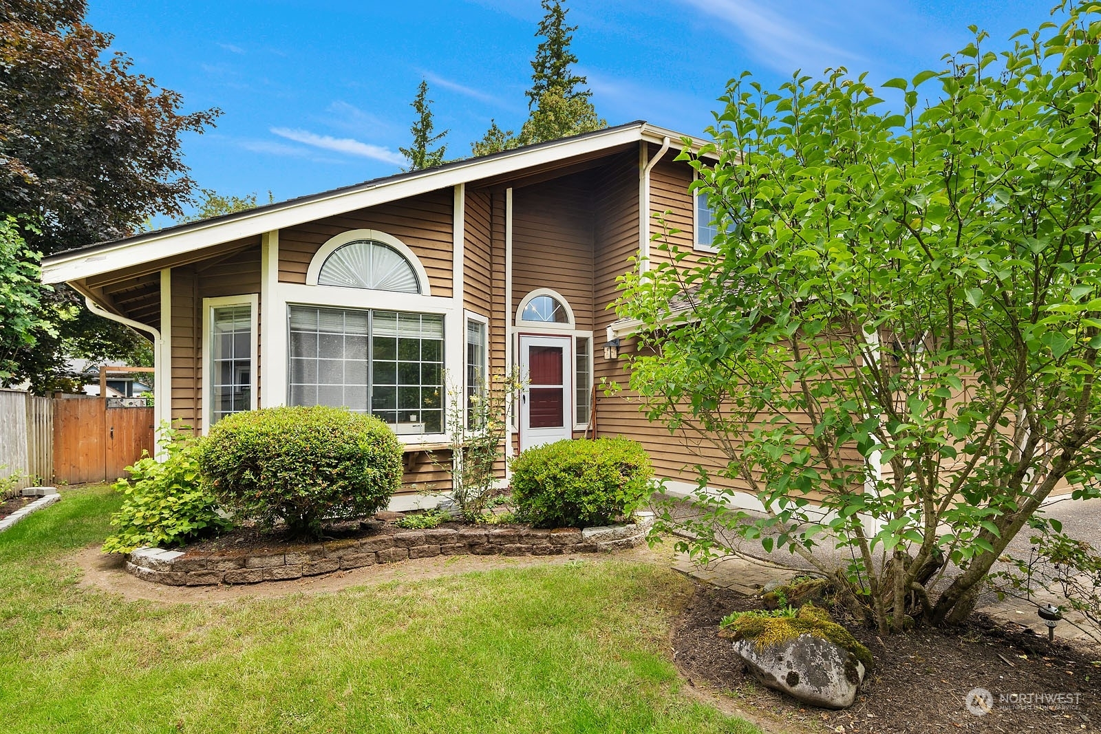 Property Photo:  21616 SE 268th Street  WA 98038 