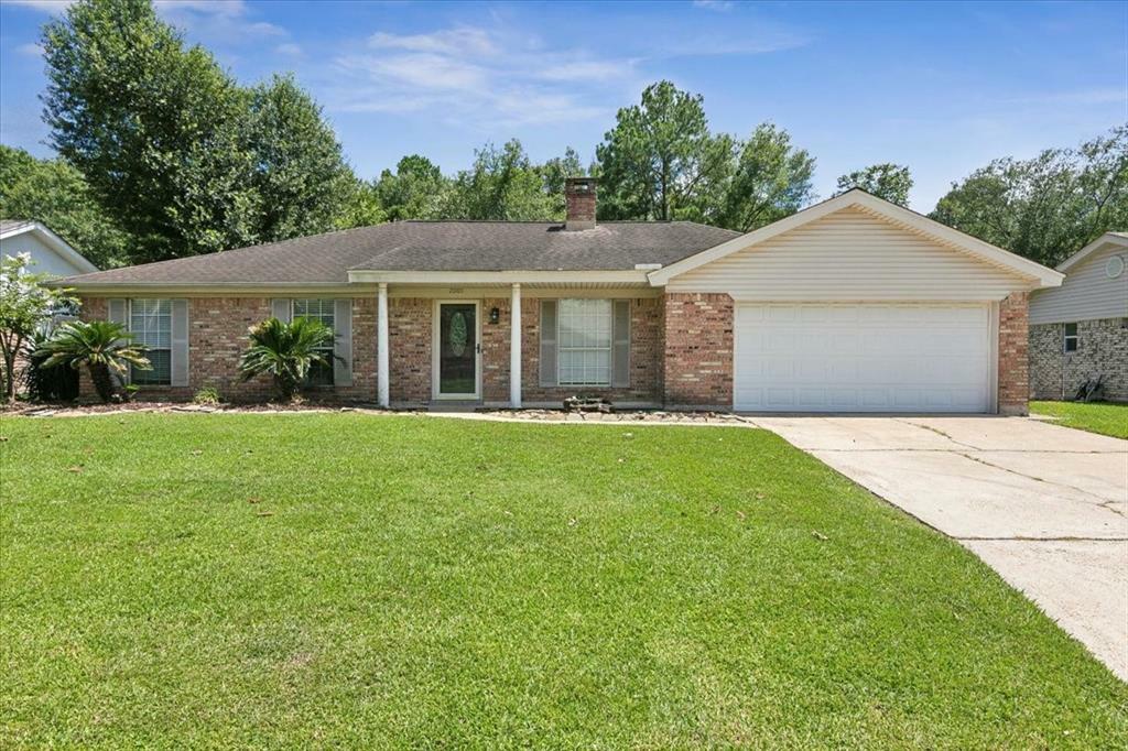 Property Photo:  2001 Thousand Oaks Drive  TX 77632 