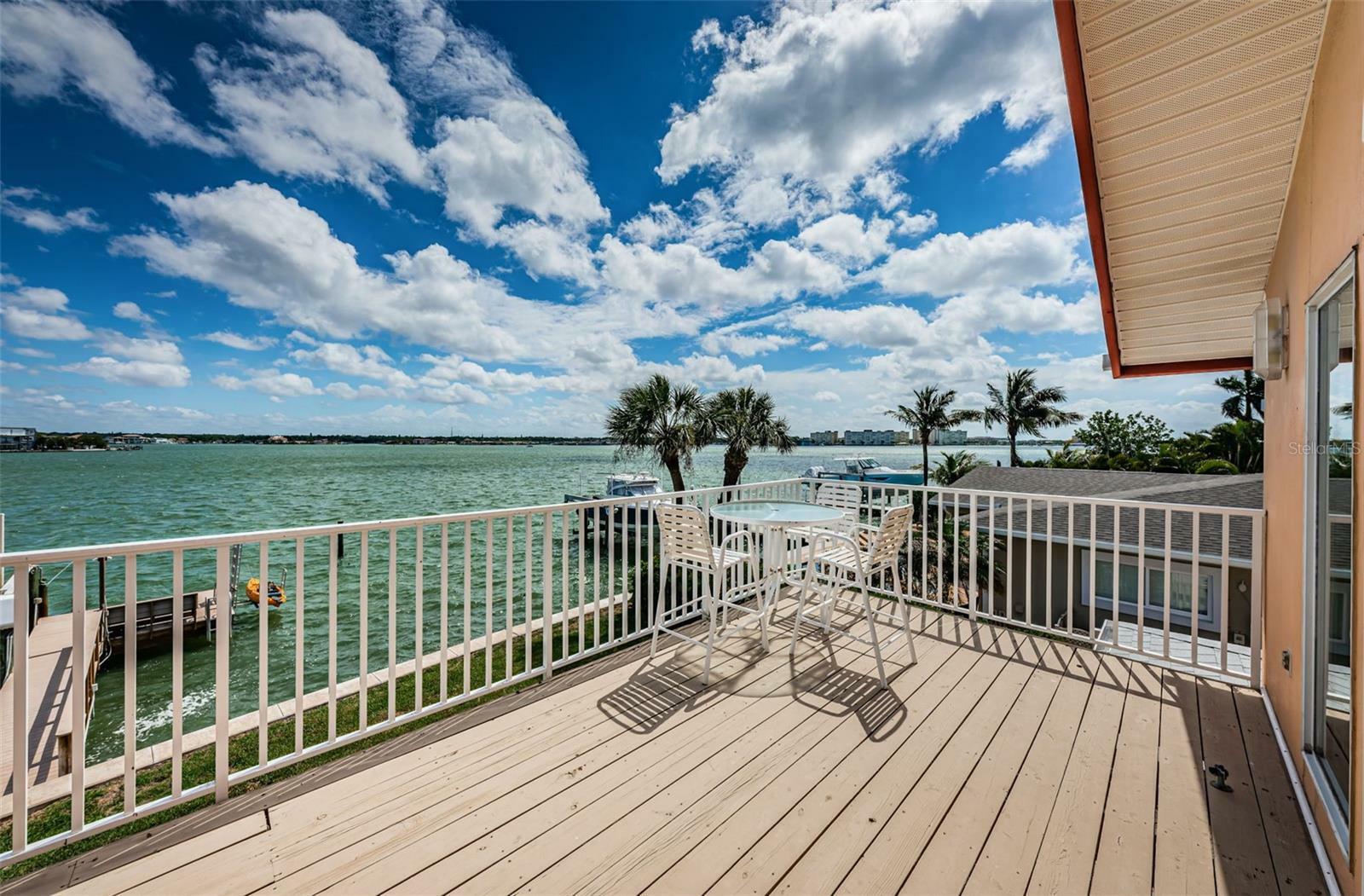 Property Photo:  15851 Redington Drive  FL 33708 