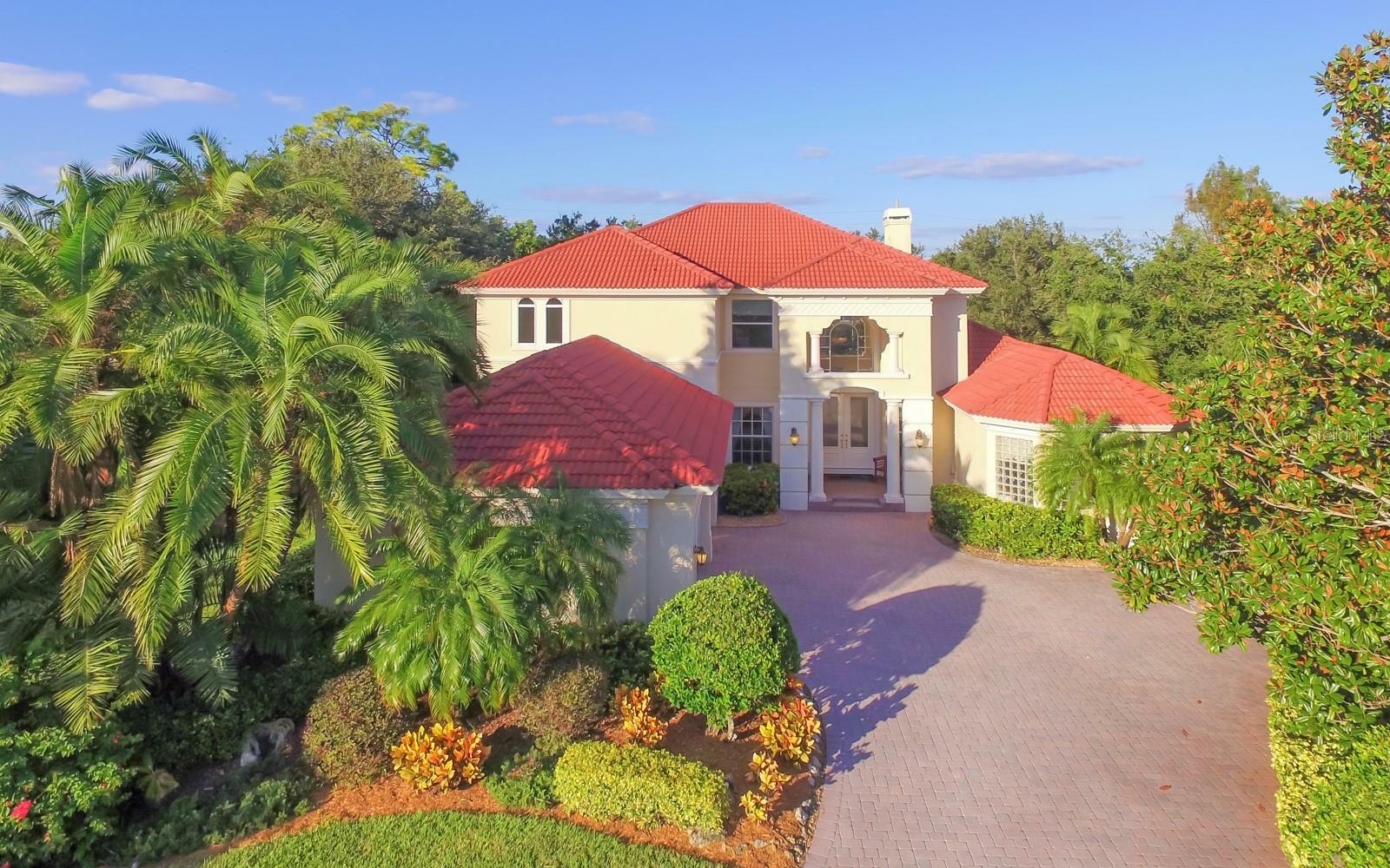 Property Photo:  738 Macewen Drive  FL 34229 