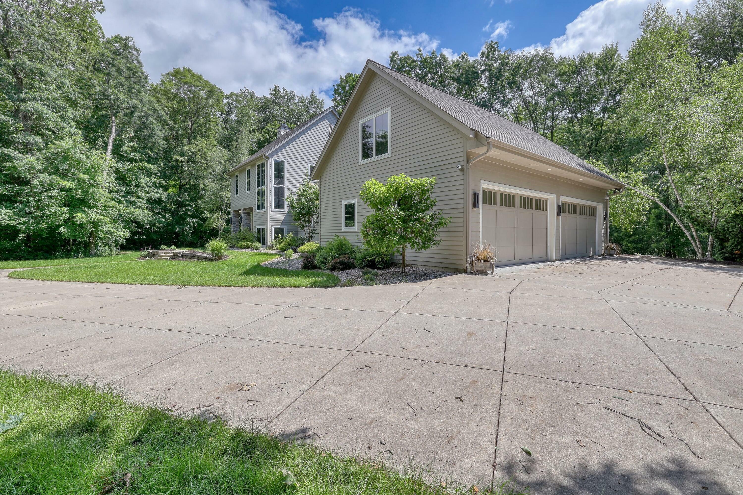 Property Photo:  1535 Holy Hill Ln  WI 53033 