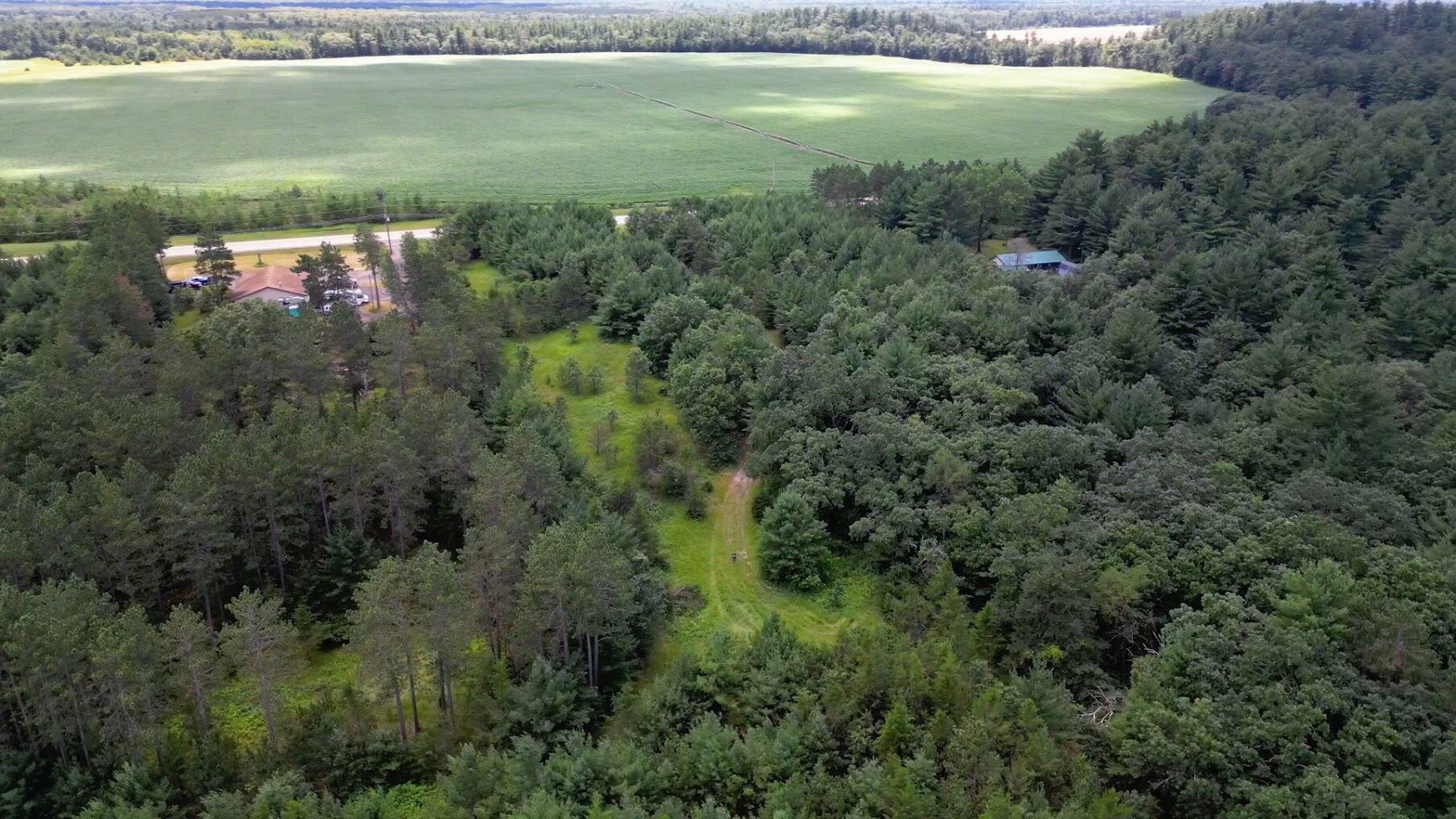 Property Photo:  868 State Road 82 -  WI 53965 