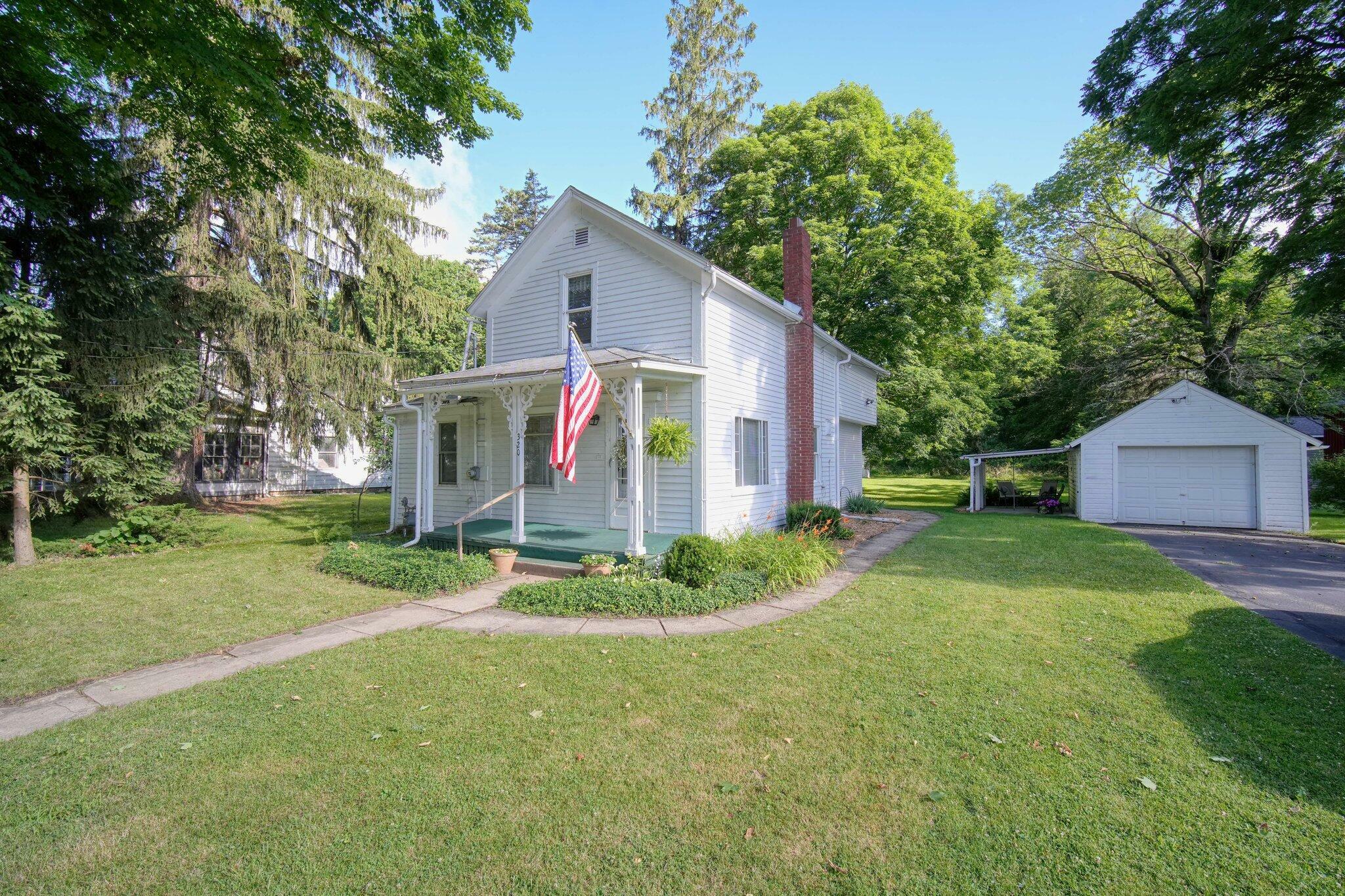 Property Photo:  320 Hanover Street  MI 49237 