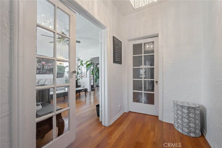 Property Photo: 1637 W 37th Street CA 90018