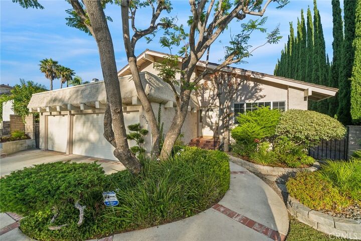 Property Photo:  25132 Woolwich Street  CA 92653 
