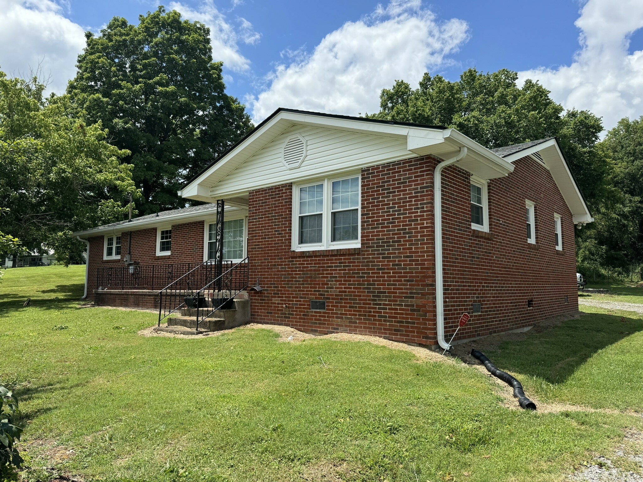 Property Photo:  786 Lebanon Hwy  TN 37087 