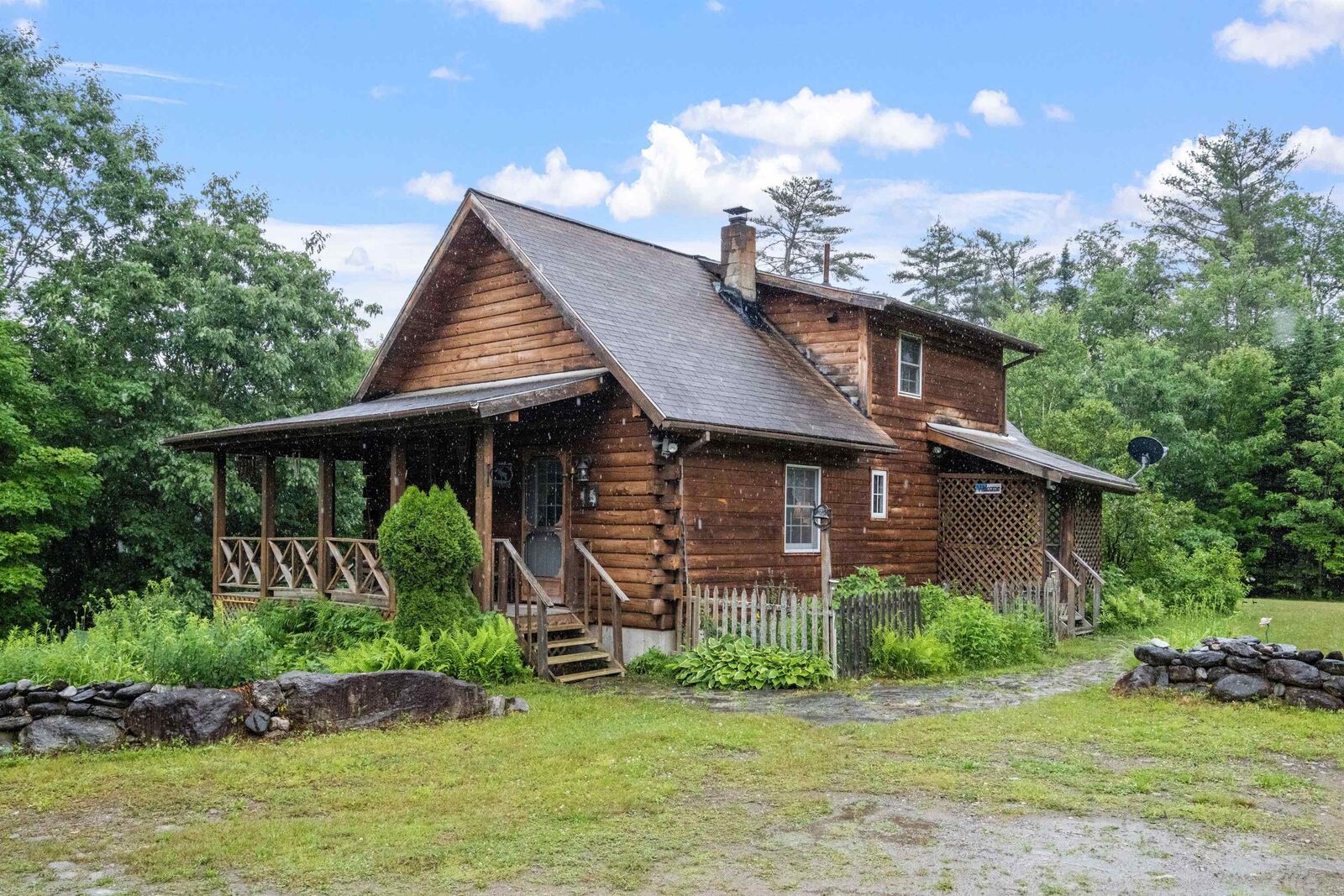 Property Photo: 33 Keyes Hollow Road NH 03607