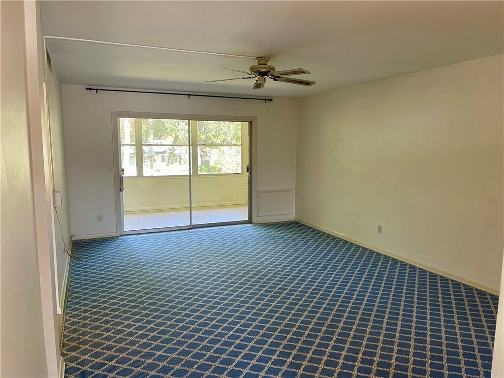 Property Photo:  677 Royal Palm Boulevard 22  FL 32960 