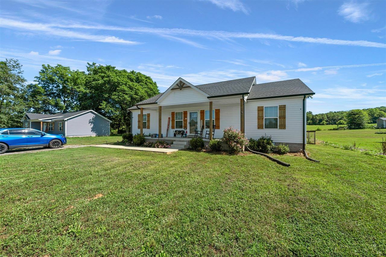 Property Photo:  3050 Mitchell Weaver Road  KY 42164 