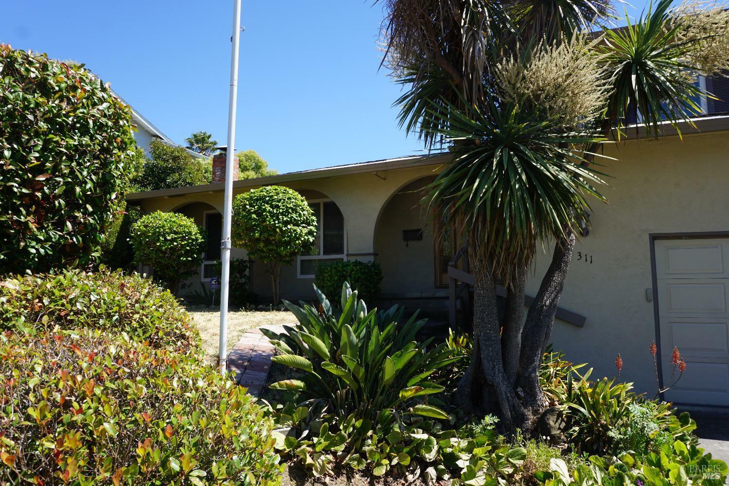 Property Photo:  311 Valencia Street  CA 94591 