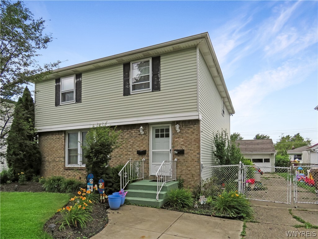 Property Photo: 47 Lille Lane NY 14227