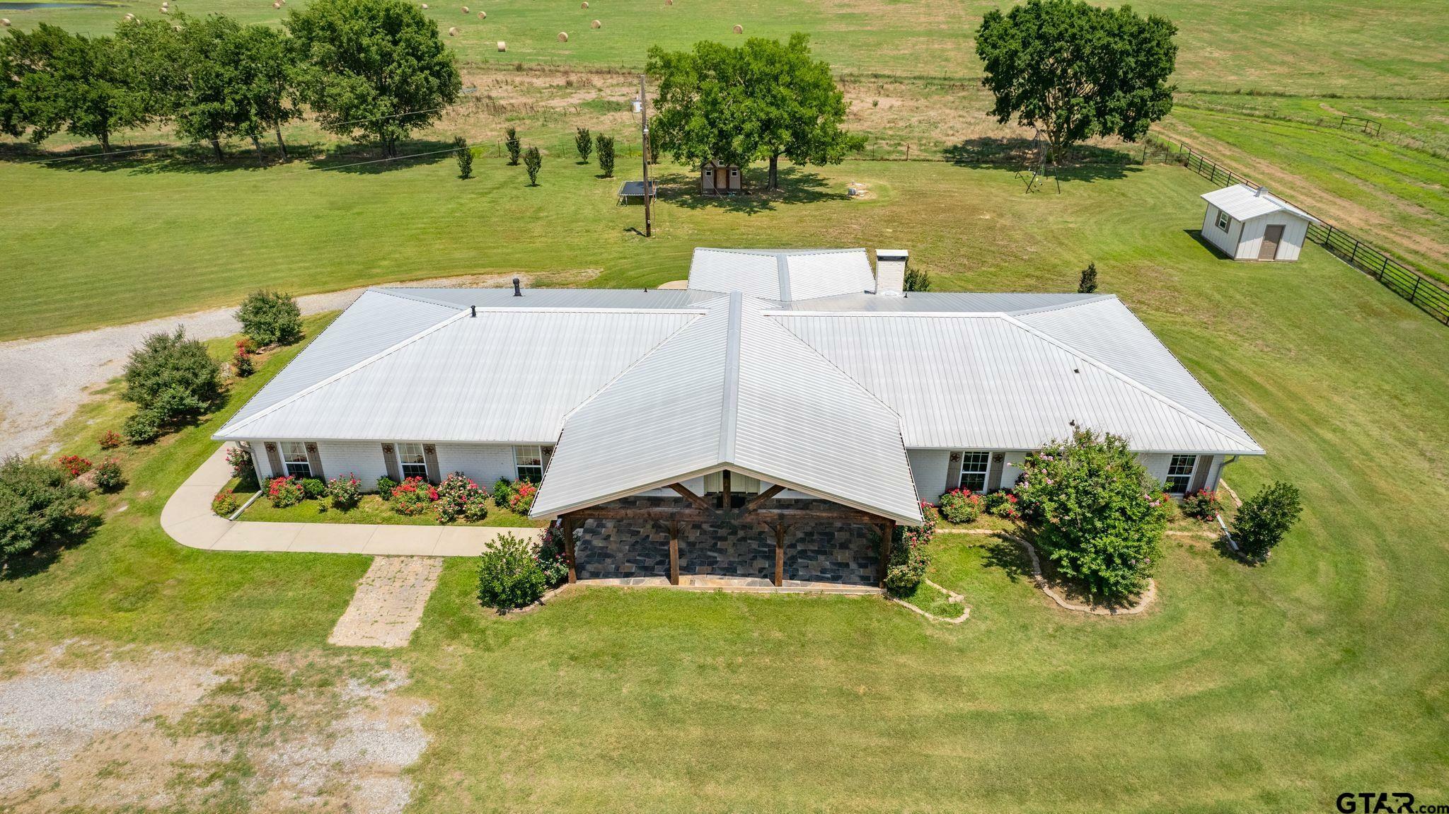 Property Photo:  14670 N Hwy 19  TX 75482 