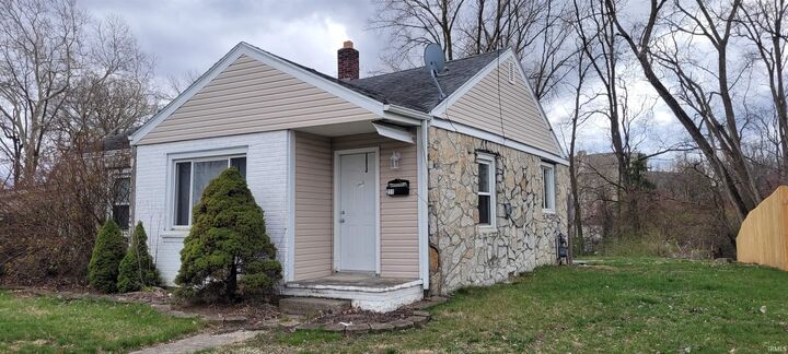 211 W Boulevard Boulevard  Kokomo IN 46902-2154 photo