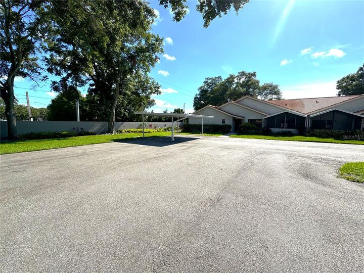 Property Photo: 2285 Citrus Court FL 33763