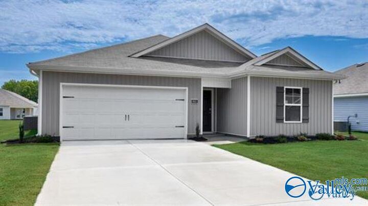 18852 Wicklow Circle  Athens AL 35613 photo