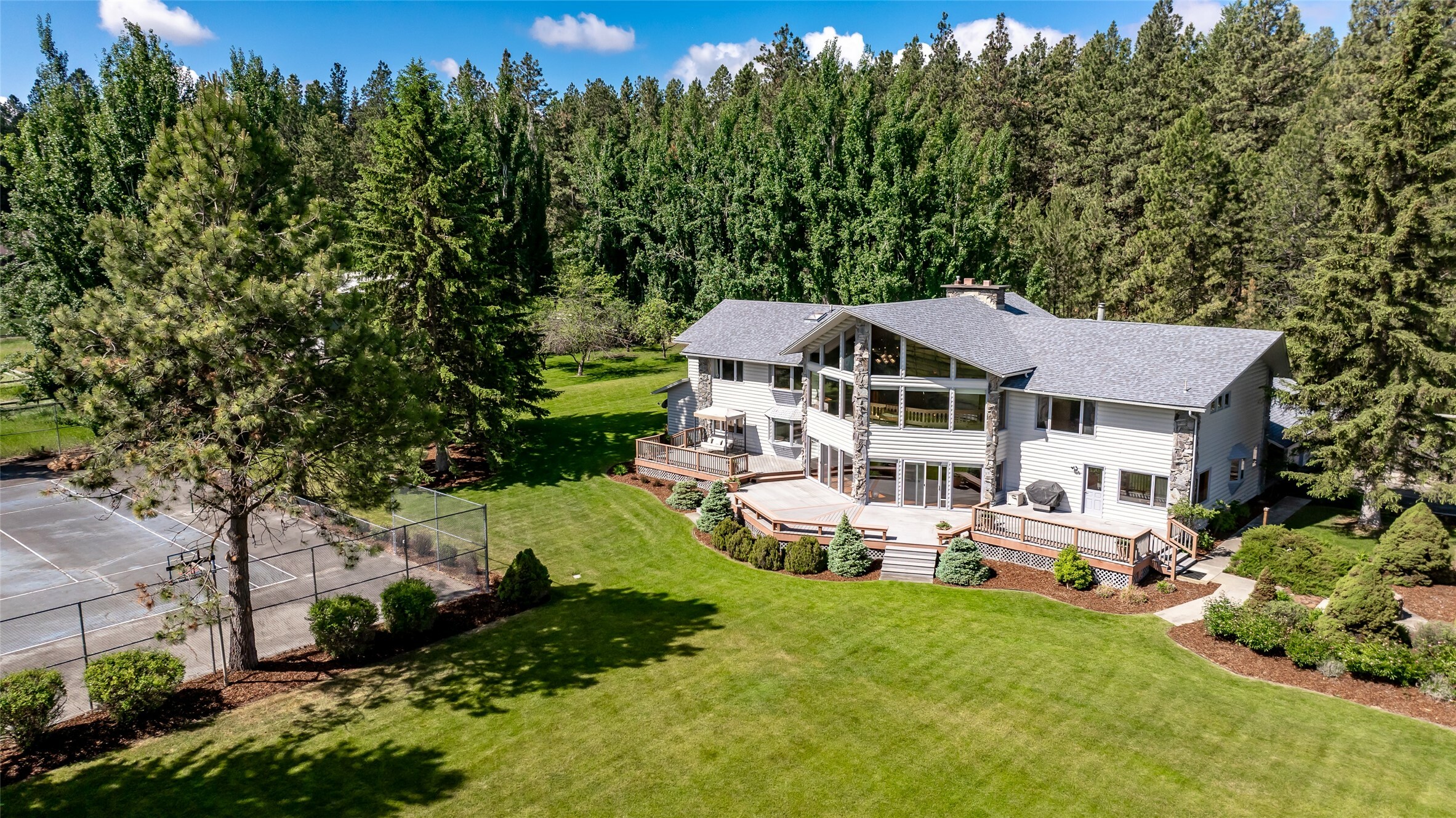 Property Photo: 417 Sirucek Lane MT 59901