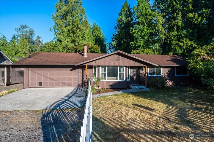 Property Photo: 4721 197th Place NE WA 98223