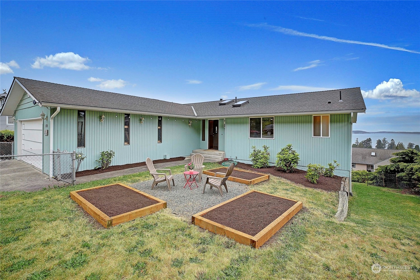 Property Photo:  171 Horizon Way  WA 98282 