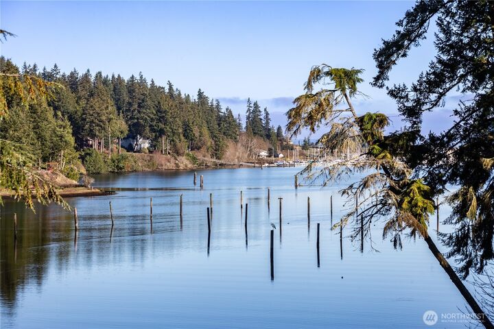 Property Photo:  71 N Chandler Court A  WA 98365 
