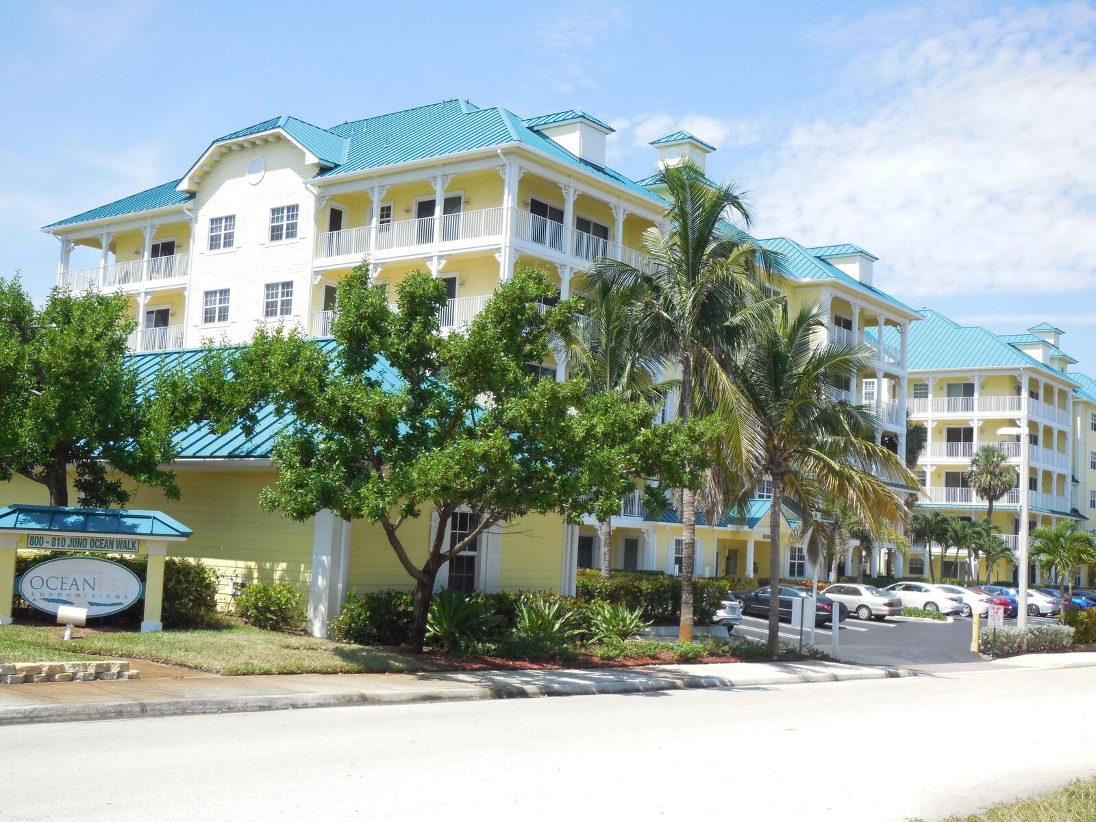 Property Photo:  800 Juno Ocean Walk 301A  FL 33408 