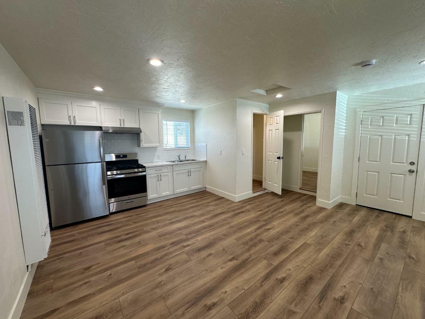 Property Photo:  1140 East Market Street  CA 93905 