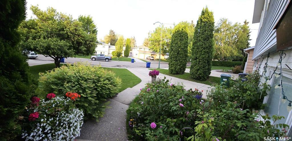 Property Photo:  49 Kirk Crescent  SK S7H 3B1 