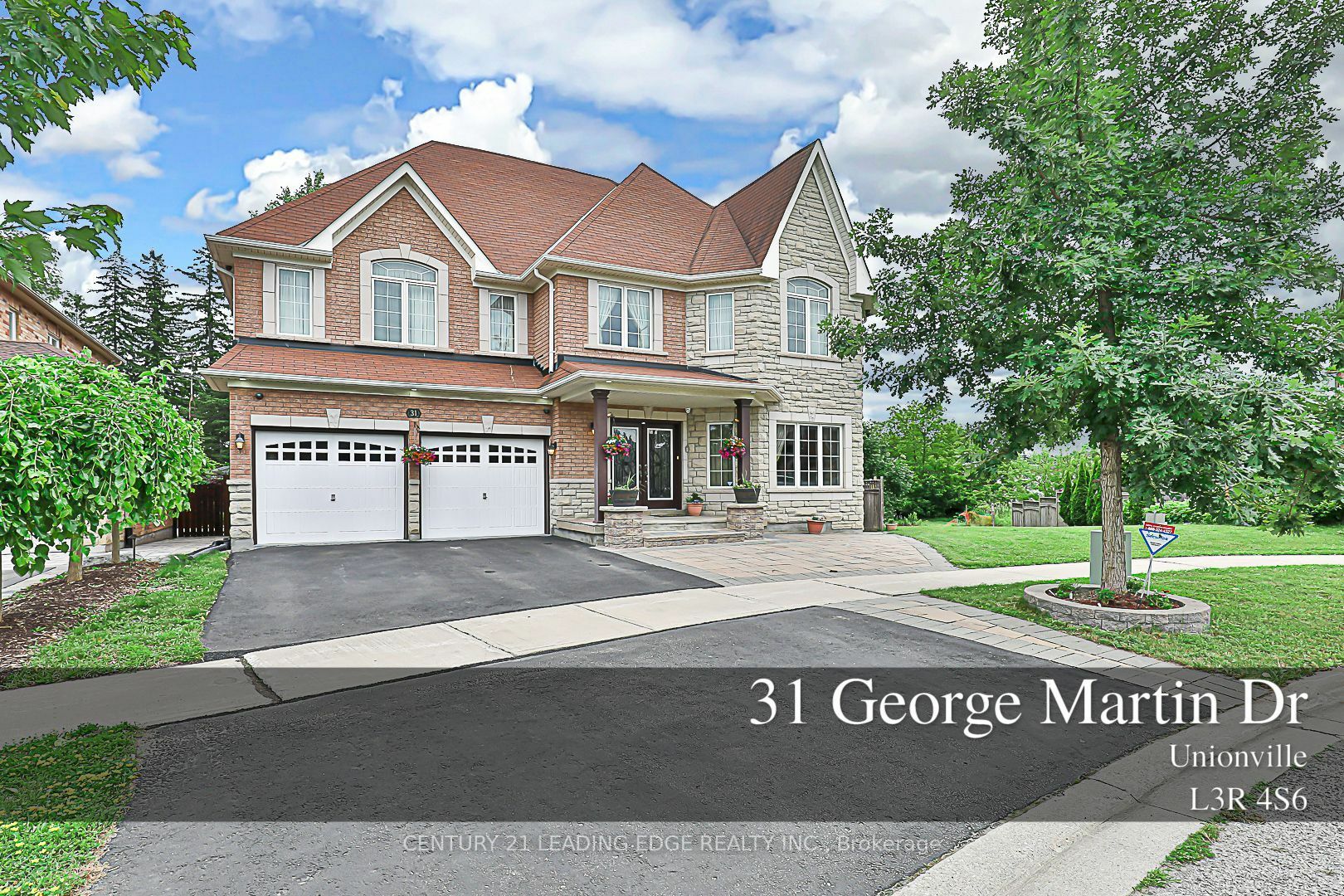 Property Photo:  31 George Martin Dr  ON L3R 4S6 