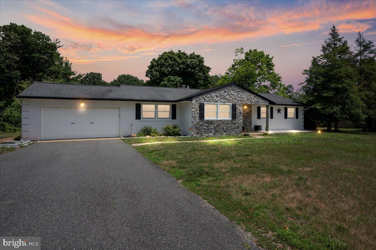 Property Photo:  522 Egg Harbor Road  NJ 08080 