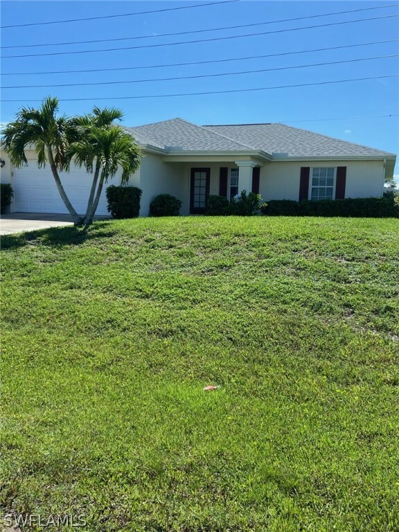 Property Photo:  301 El Dorado Boulevard N  FL 33993 