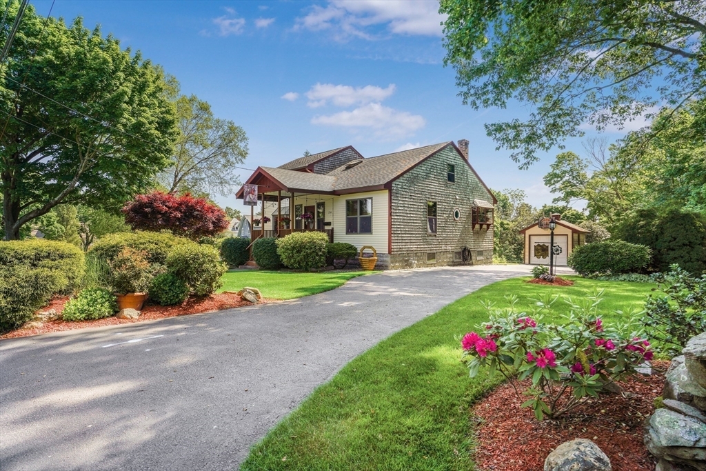 Property Photo: 754 Gardner'S Neck Road MA 02777