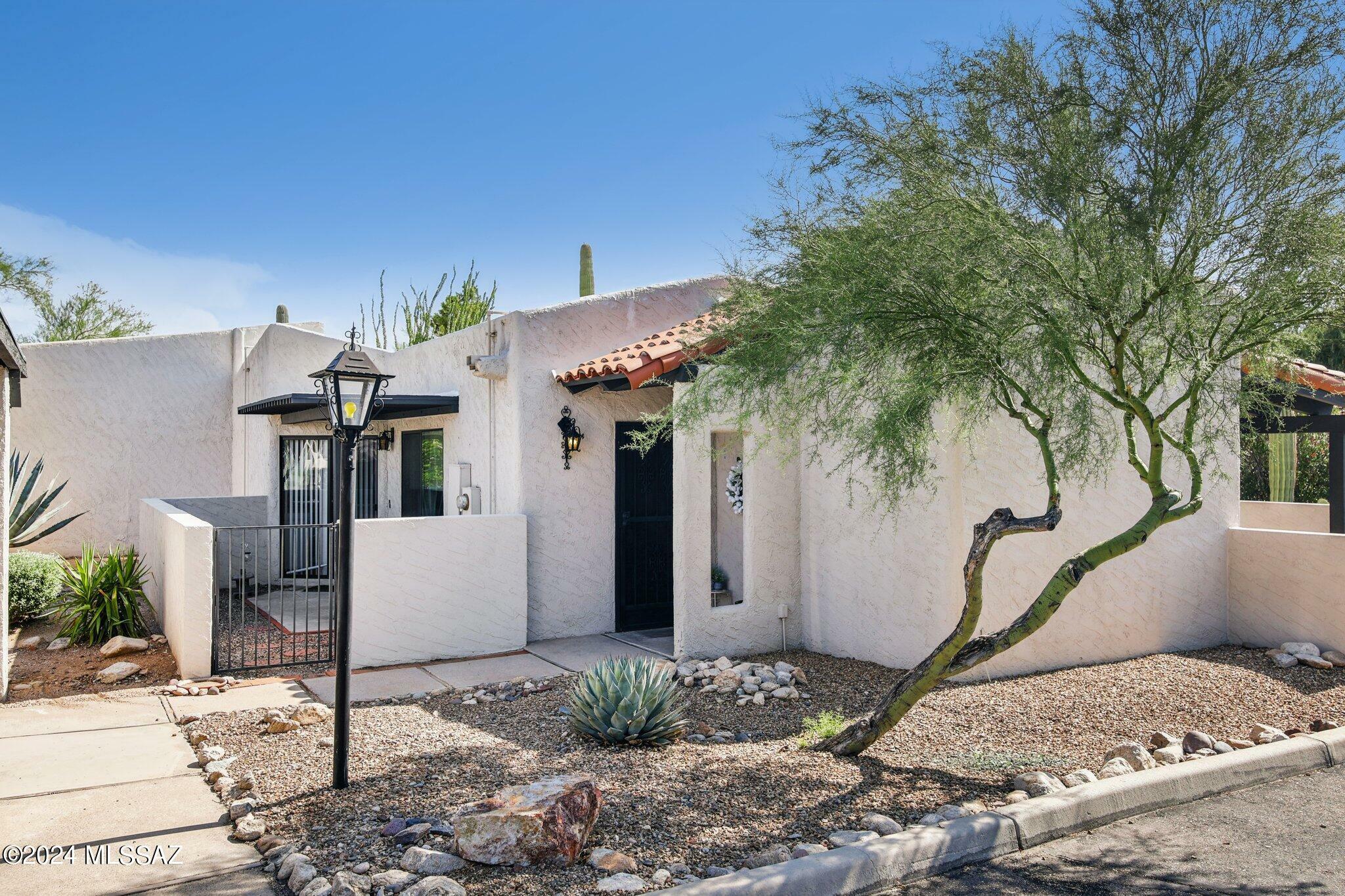 Property Photo:  5578 N La Casita Drive  AZ 85718 