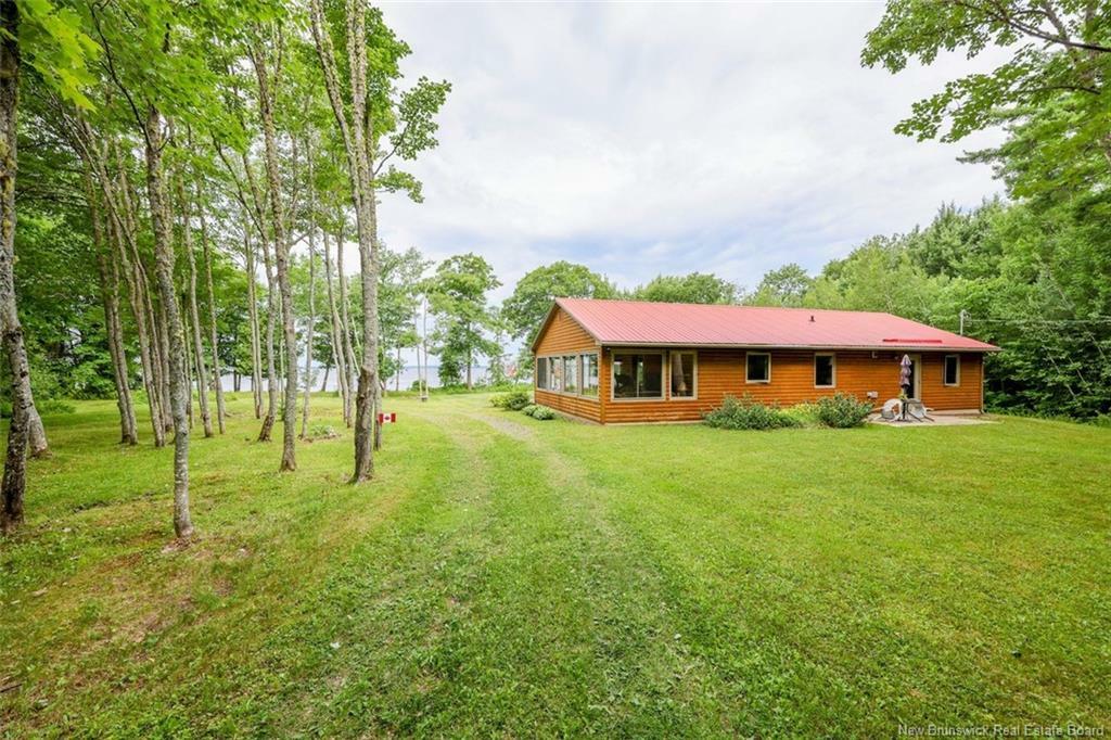 Property Photo:  17 Pinecone Lane  NB E4C 0A5 