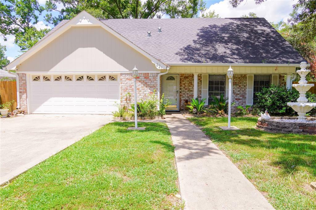 Property Photo:  221 Normal Park Drive  TX 77320 