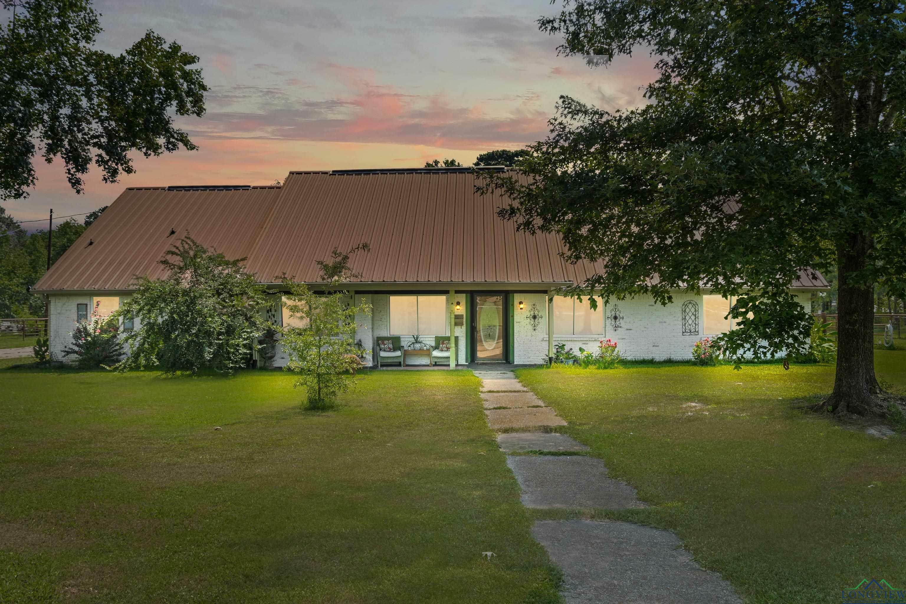 Property Photo:  329 Diana Rd  TX 75662 