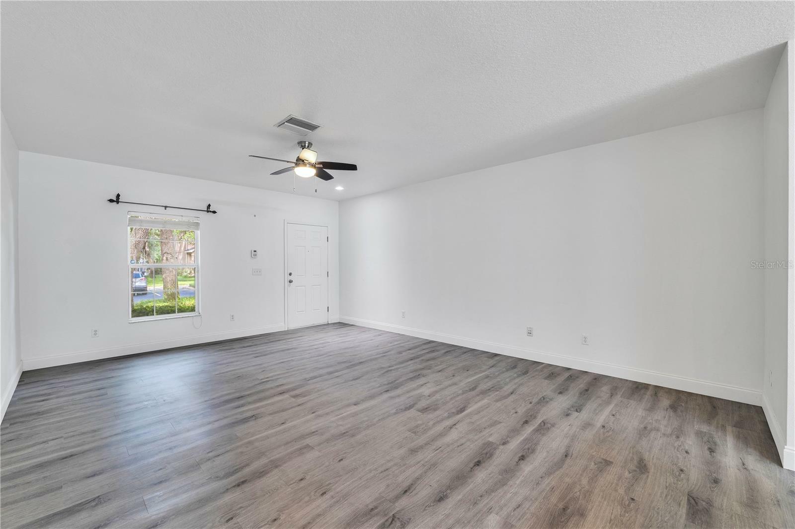 Property Photo:  15838 Fishhawk Falls Drive  FL 33547 