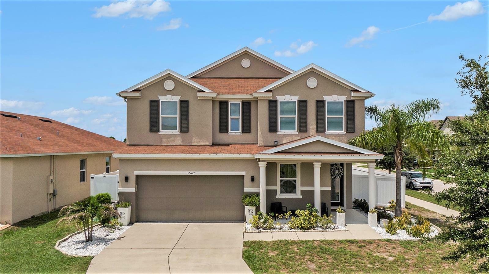 Property Photo: 10628 Aldo Moro Drive FL 33598