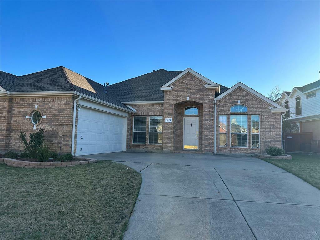 Property Photo:  2827 Andrews Drive  TX 75052 