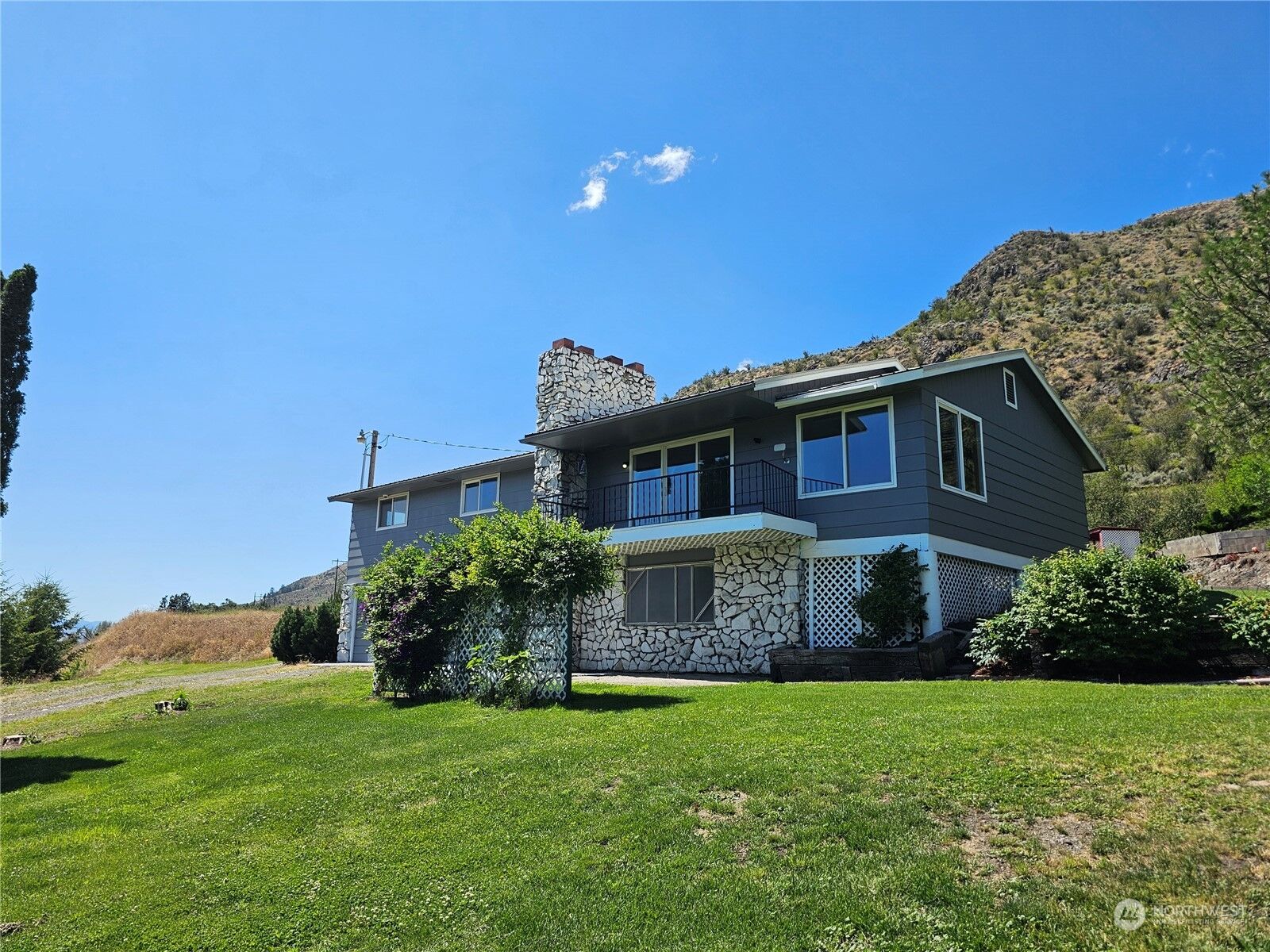 Property Photo:  1755  Hwy 7  WA 98844 