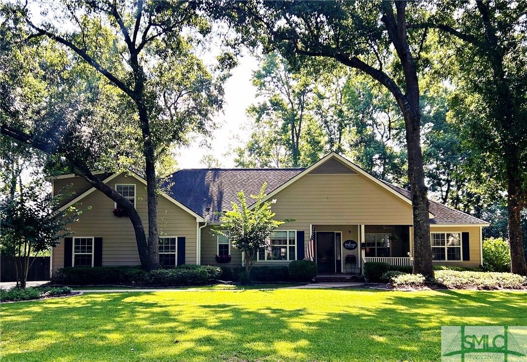 Property Photo:  482 Oxford Drive  GA 31324 