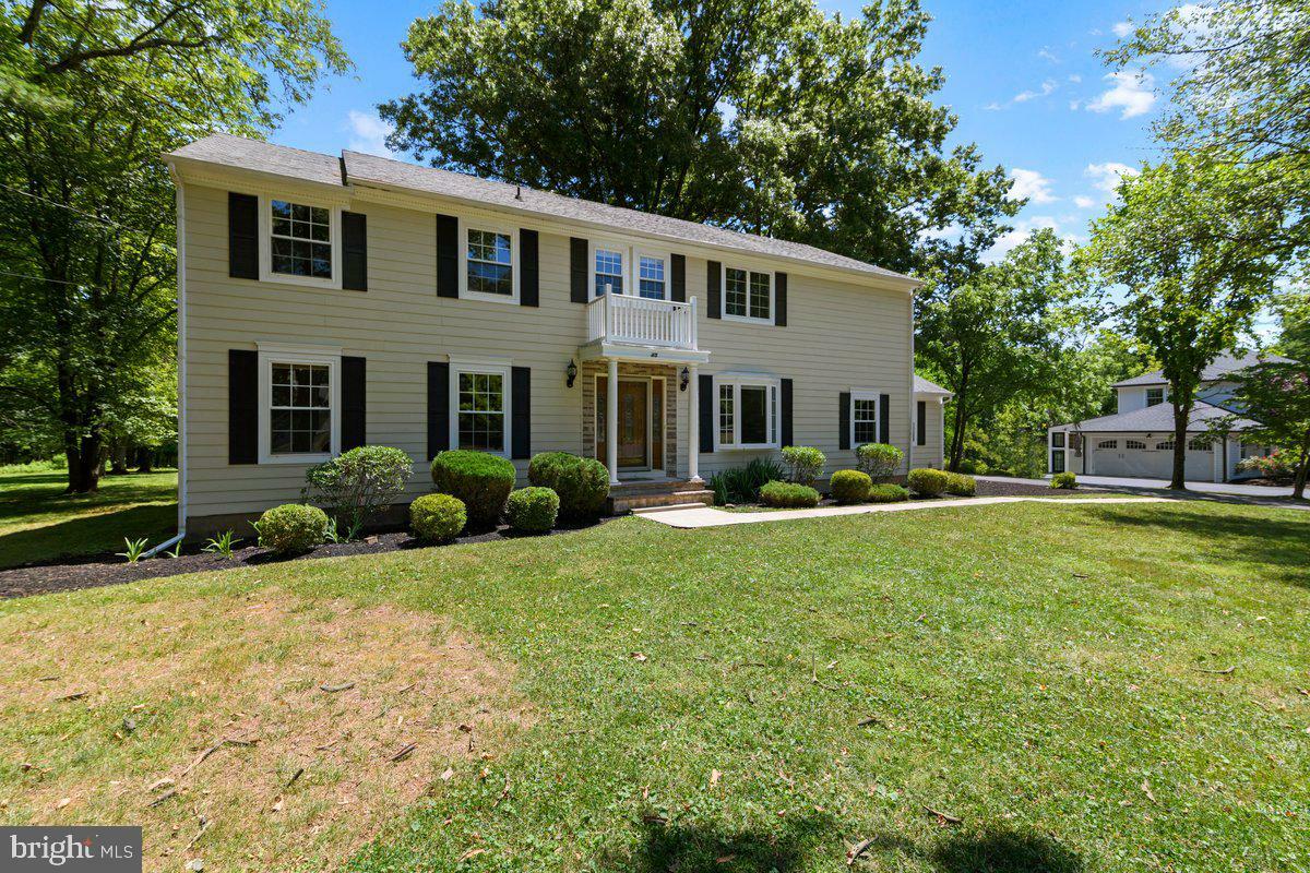 Property Photo:  45 Whippoorwill Way  NJ 08502 