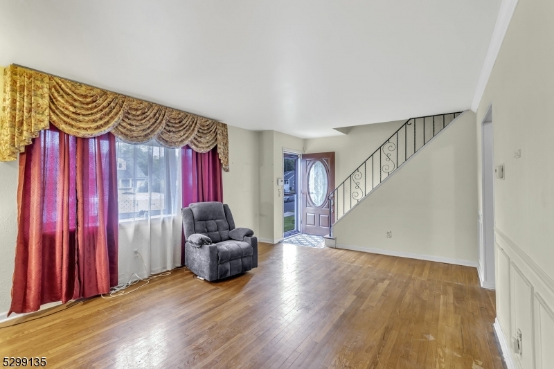 Property Photo:  41 Fordham Rd  NJ 08873 