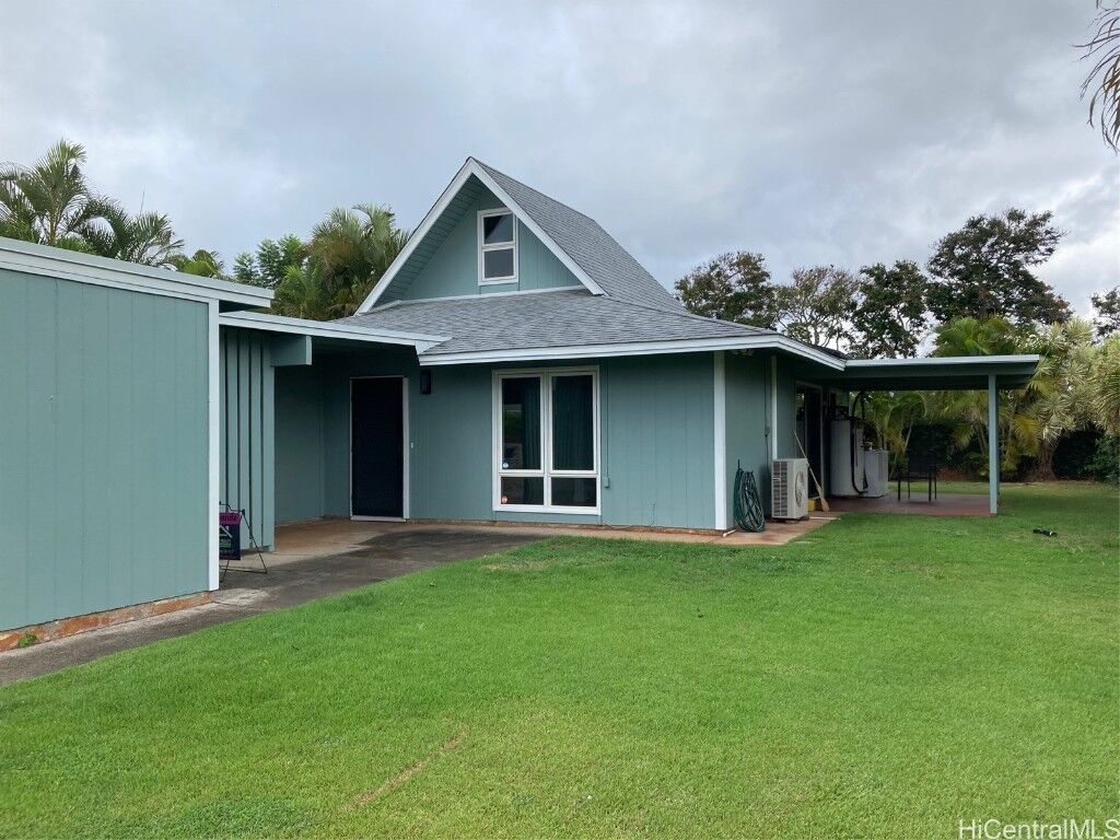 Property Photo: 94-481 Hokuala Street HI 96789