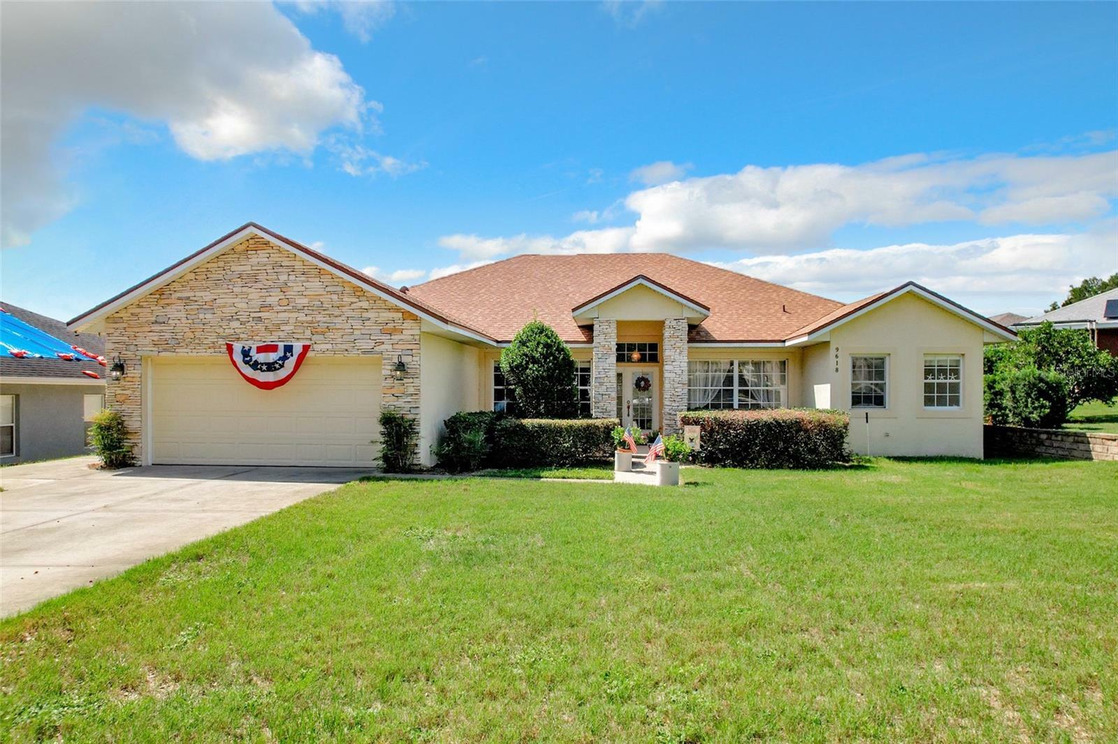 Property Photo:  9618 Spring Lake Drive  FL 34711 