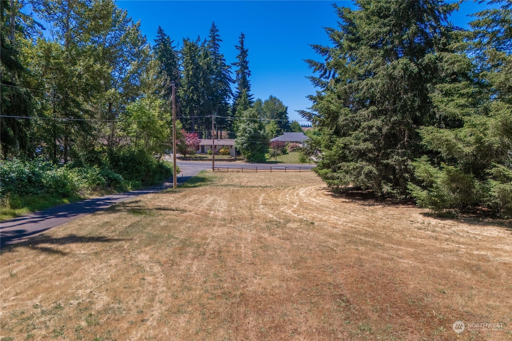 Property Photo:  11815 110th Avenue E  WA 98374 