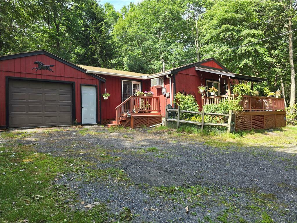 Property Photo:  197 Delaware Drive  PA 18229 