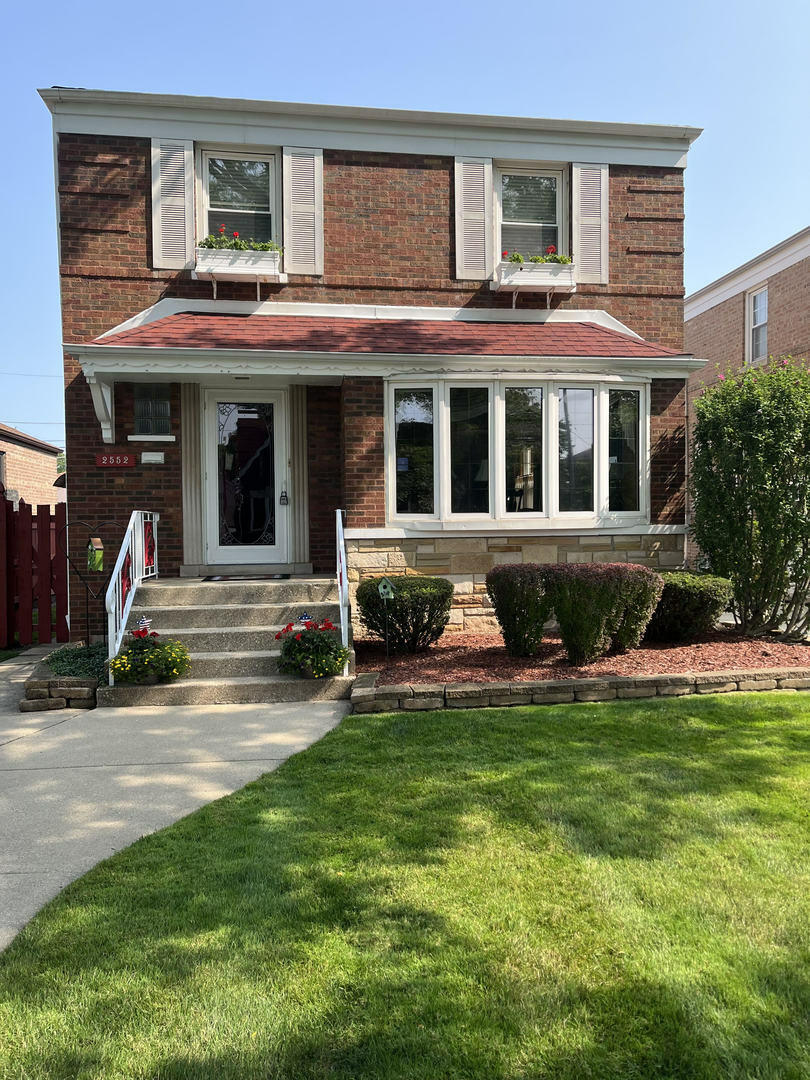 Property Photo:  2552 W 104th Street  IL 60655 