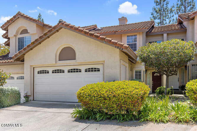 Property Photo:  1064 Amberton Lane 7  CA 91320 